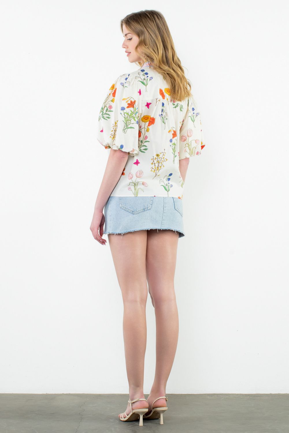 THML Puff Sleeve Cream Floral Print Top